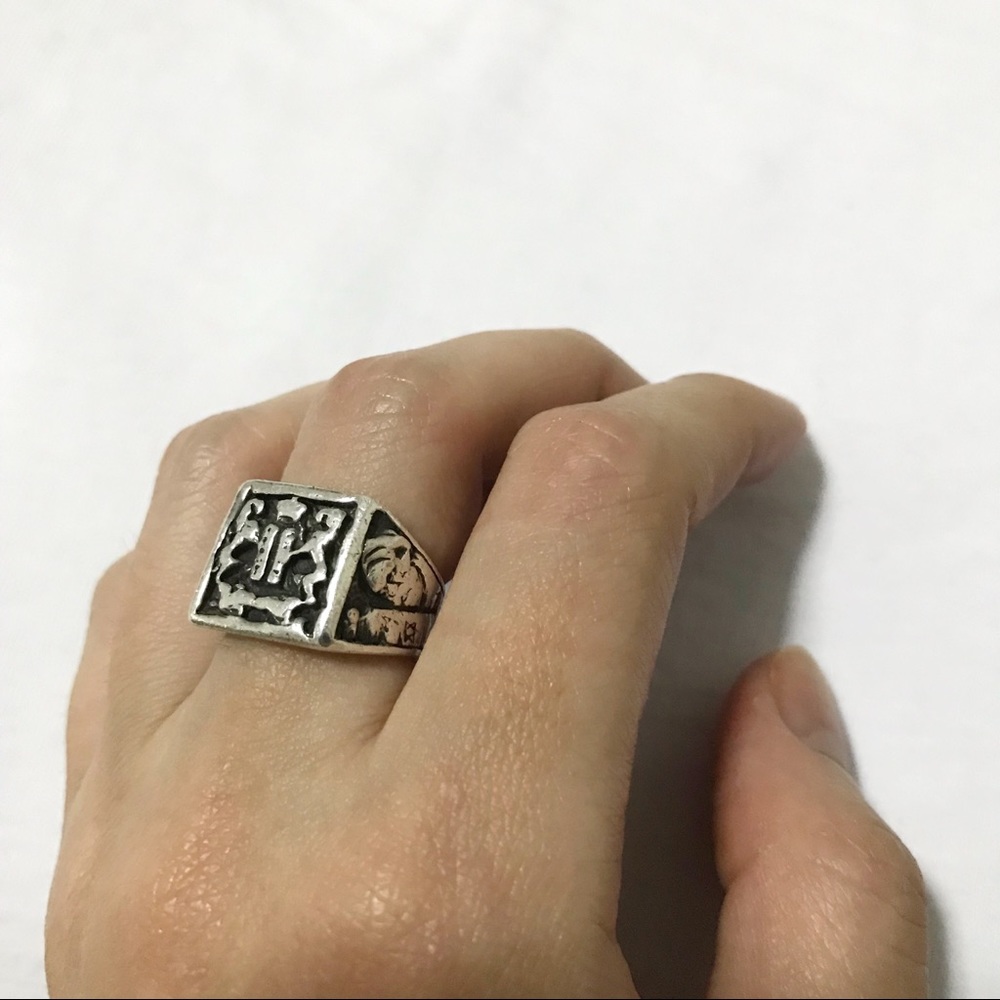 Sterling silver ring size 5.5